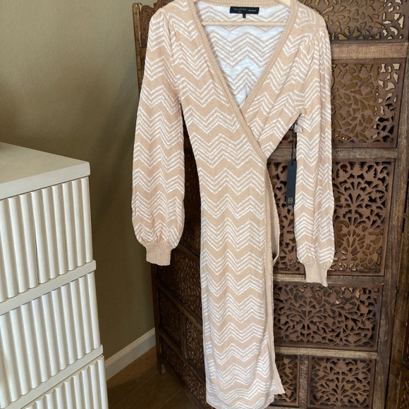 NEW NWT House of Harlow Cream Wrap Sweater Dress S